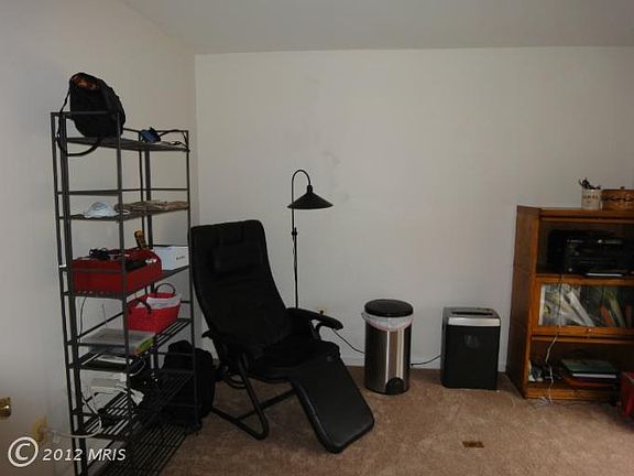 5th image of 8476 Tipton Dr