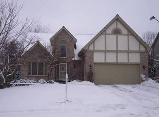 1757 Weyhill Dr, Wixom, MI 48393