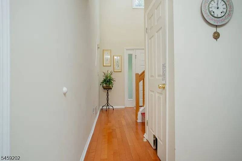 3 bed, 2.5 bath, $3,800 — Photo 3