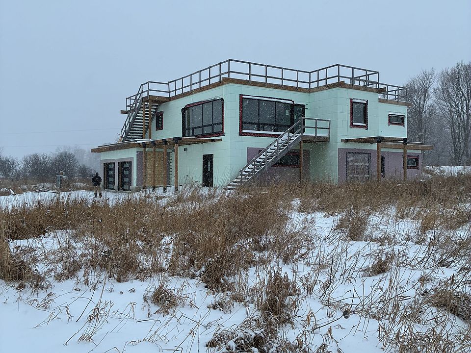 1st image of 449 Partridge Hollow Rd