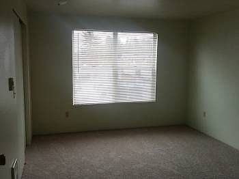 4th image of 10612 16th Avenue Ct S APT 6