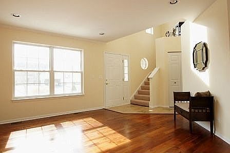 5th image of 1366 Burnett Dr