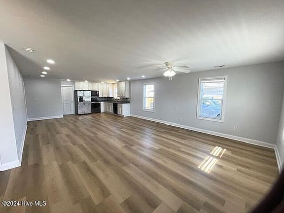 5th image of 4552 Sea Pines Drive SE