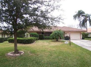 1037 Shady Lakes Cir S, Palm Beach Gardens, FL 33418