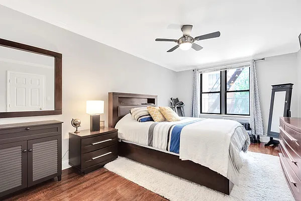 Sold by Douglas Elliman | media 7