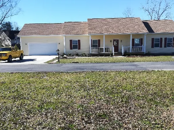 230 Blue Heron Dr, Mills River, NC 28759