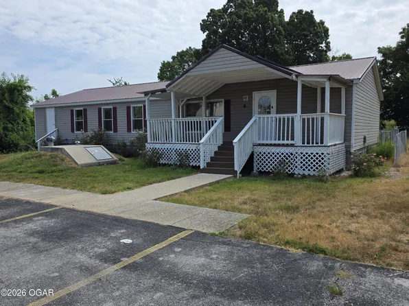 201 Granby Miners Rd, Granby, MO 64844