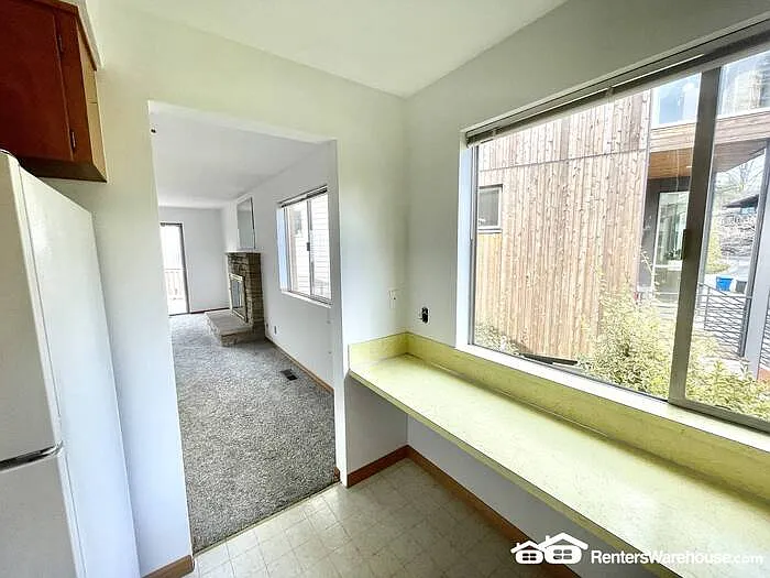 5019 44th Ave NE — Photo 7