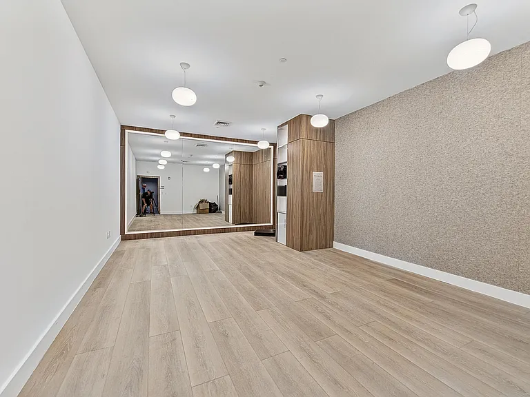 600 NE 27th St #1605 — Photo 56