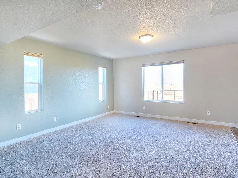10478 Luneth Dr — Photo 17