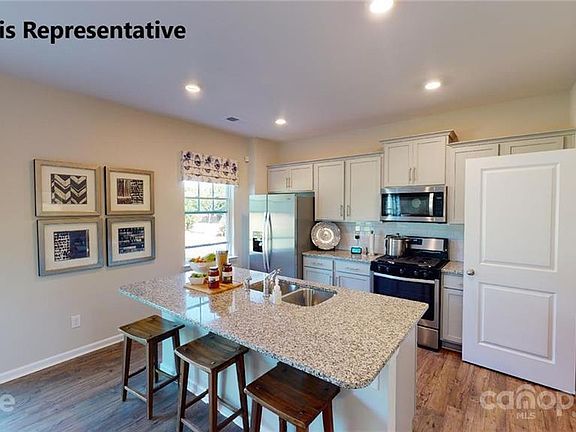 4th image of 105 Neill Estate Ln #412