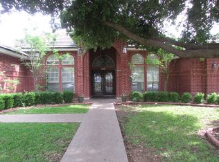 109 Cardinal Ln, Laredo, TX 78045