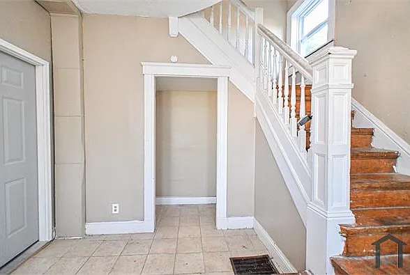 962 Hawthorne Ave #2 — Photo 35