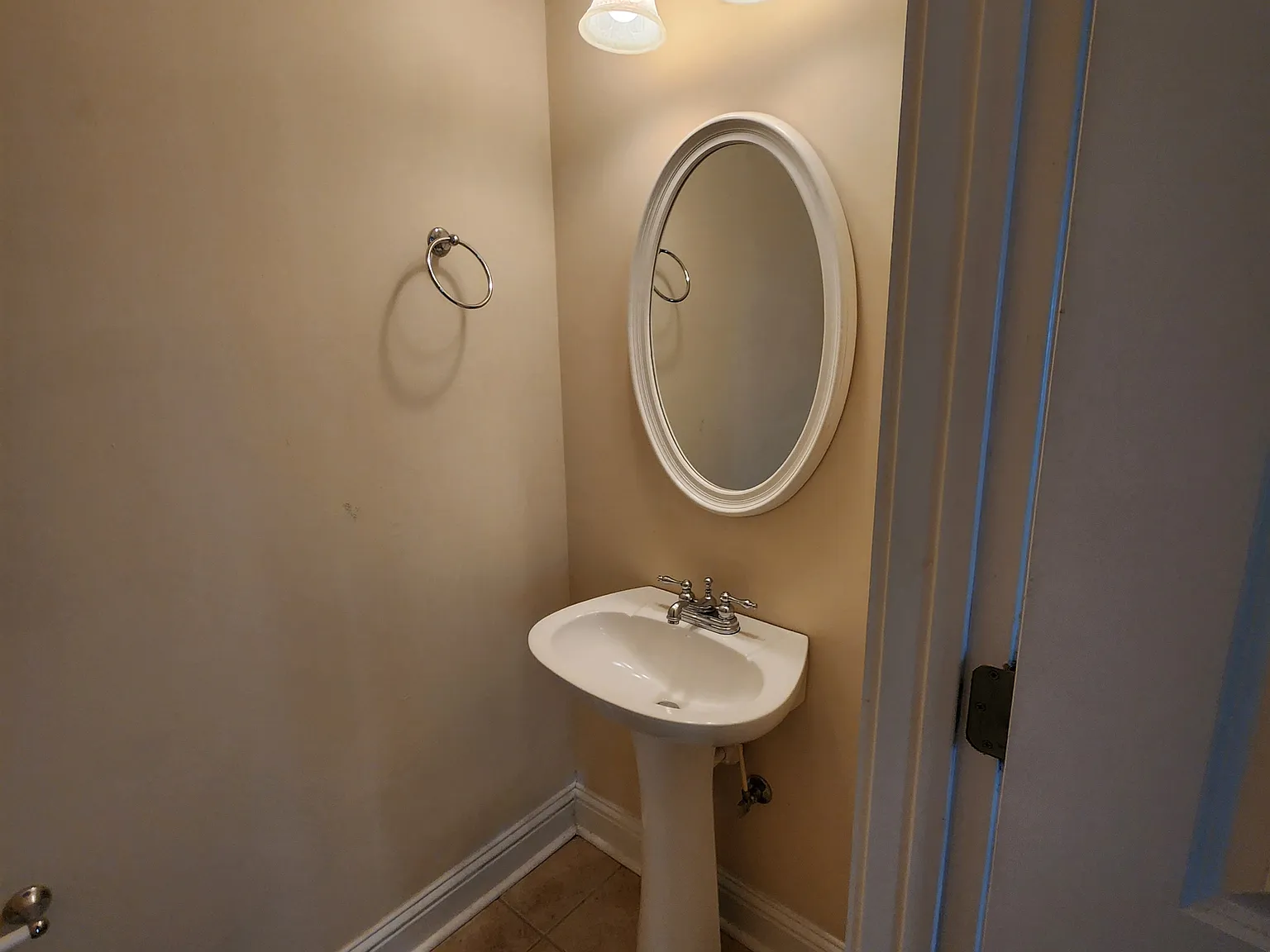 4 bed, 4.5 bath, 1753 sqft, $3,080 — Photo 4