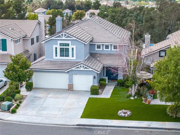 27511 Woodfield Pl, Santa Clarita, CA 91354