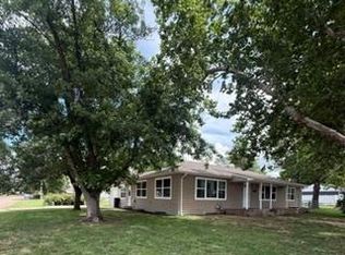 616 Corse Ave, Larned, KS 67550