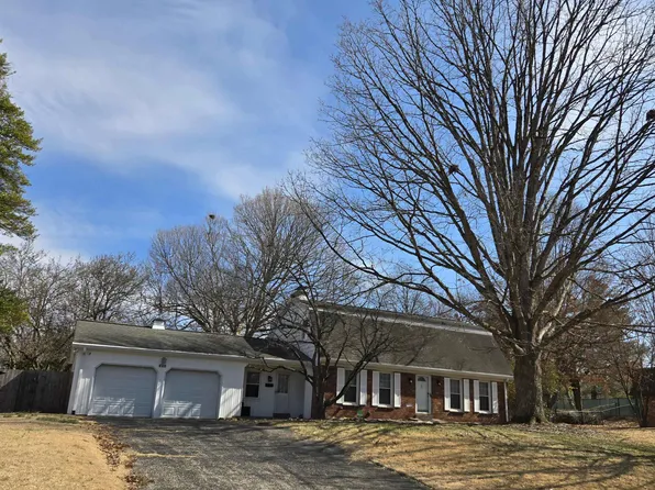 312 Charmwood Ct, Evansville, IN 47715