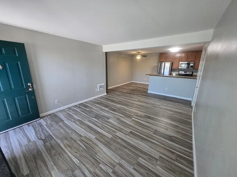 3454 Castle Glen Dr #113 — Photo 8