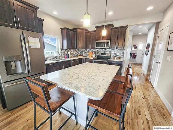 2nd image of 2837 Green Top St