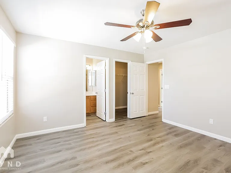 6241 Barton Manor St — Photo 7