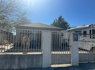 201 Santander Dr, Laredo, TX 78046