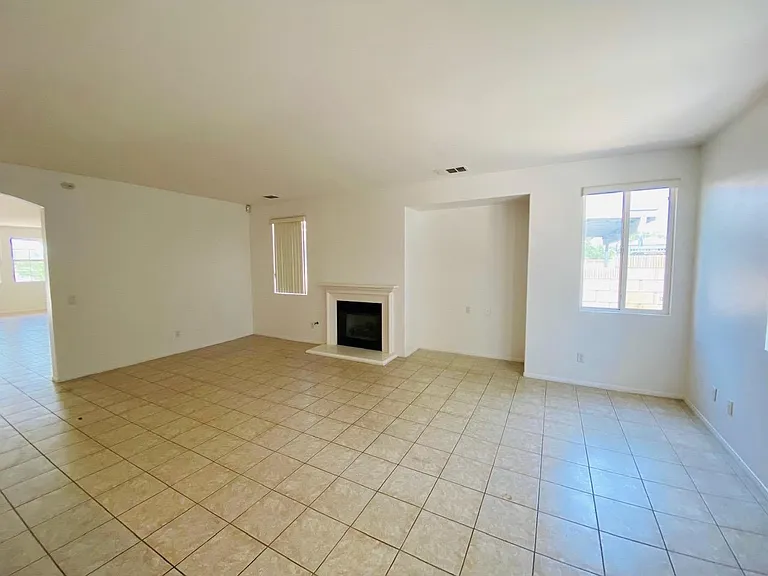 3621 W Avenue J10 — Photo 7