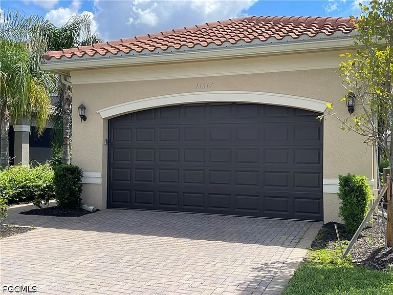 11617 Lakewood Preserve Pl — Photo 2