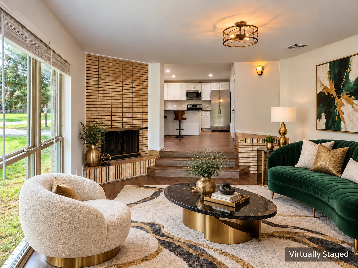 Cute 3 Bed 2 Bath Home in Forest Park — Photo 2