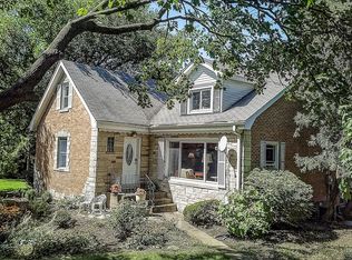 213 E South St, Lake Geneva, WI 53147