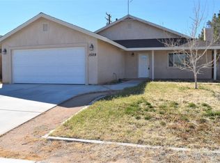 1529 S McCall St, Ridgecrest, CA 93555