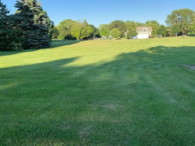 2nd image of 16174 Golf View Rd