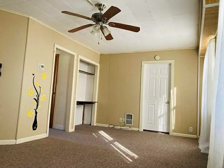 51 Pleasant St #2 — Photo 6