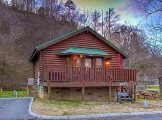 2308 Riverport Way, Pigeon Forge, TN 37863
