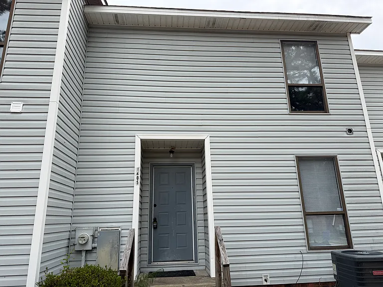 1405 Tangora Ln — Photo 1
