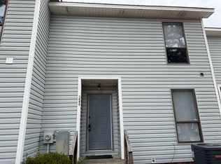 1405 Tangora Ln, Fayetteville, NC 28304