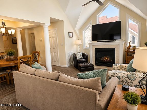 5th image of 615 River Place Way #B304