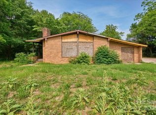 714 Pine St, Hamlet, NC 28345