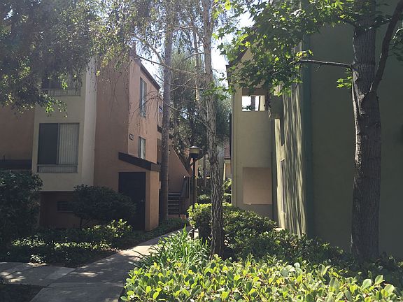 4th image of 7936 Mission Center Ct Unit H