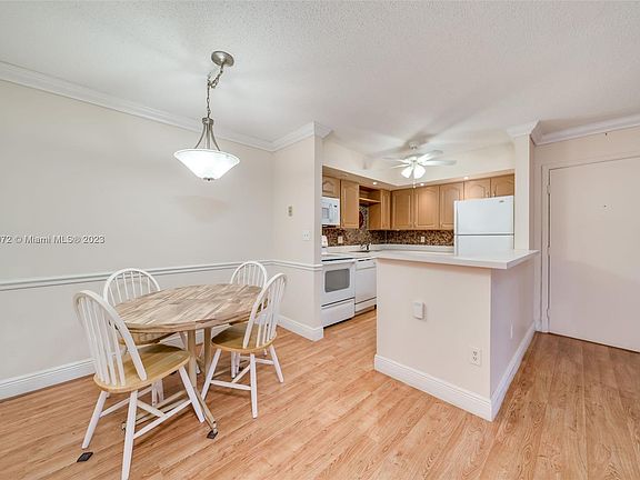 5th image of 7805 Ashmont Cir #103
