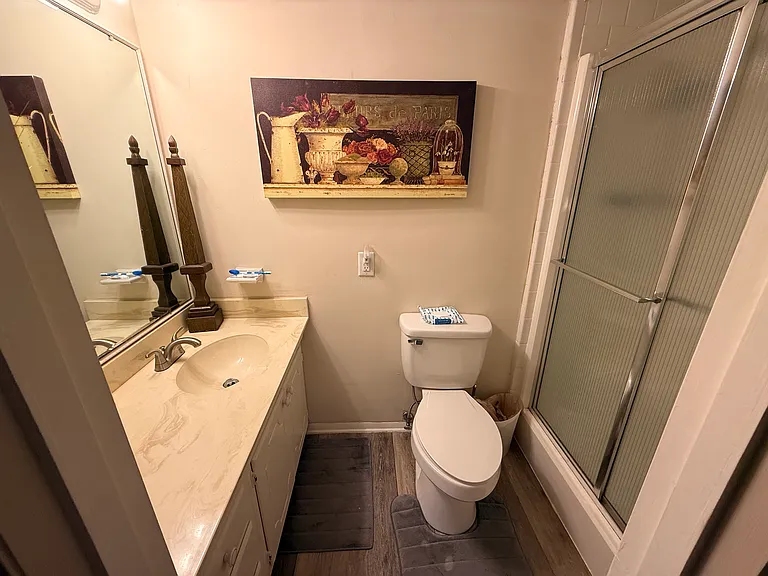 Attached bathroom to bedroom