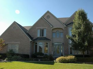 3911 Teakwood Ln, Rochester Hills, MI 48309