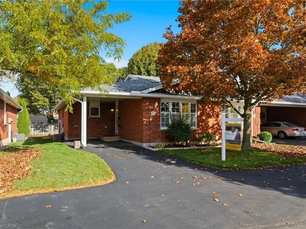 229 Lynden Rd #25, Brantford, ON N3R 8A7