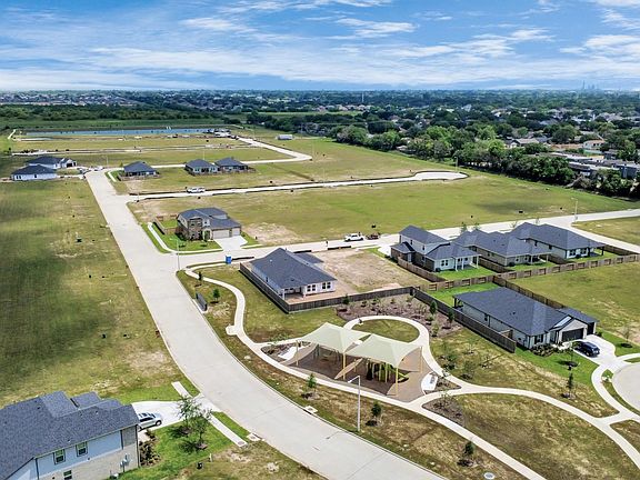 5th image of 2105 Cypress Grove Drive