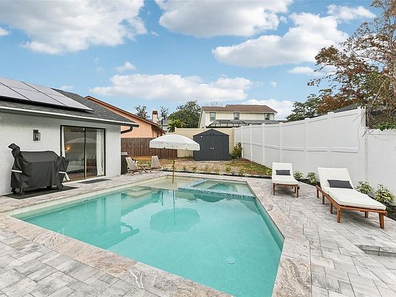 5th image of 3775 Springhill Cir