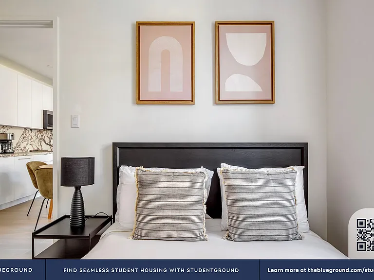 300 W 21st St #53 — Photo 15