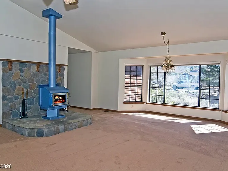 1058 Tenabo Ln — Photo 5
