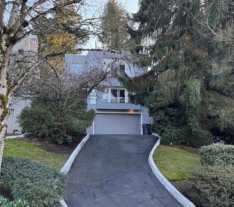 1st image of 11207 NE 106th Pl
