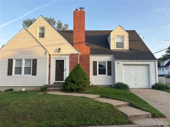 999 Collier Pl, Saint Charles, MO 63301
