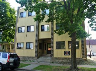 469 Herschel St, Saint Paul, MN 55104
