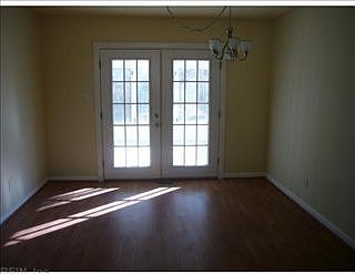 3rd image of 161 Edsyl St